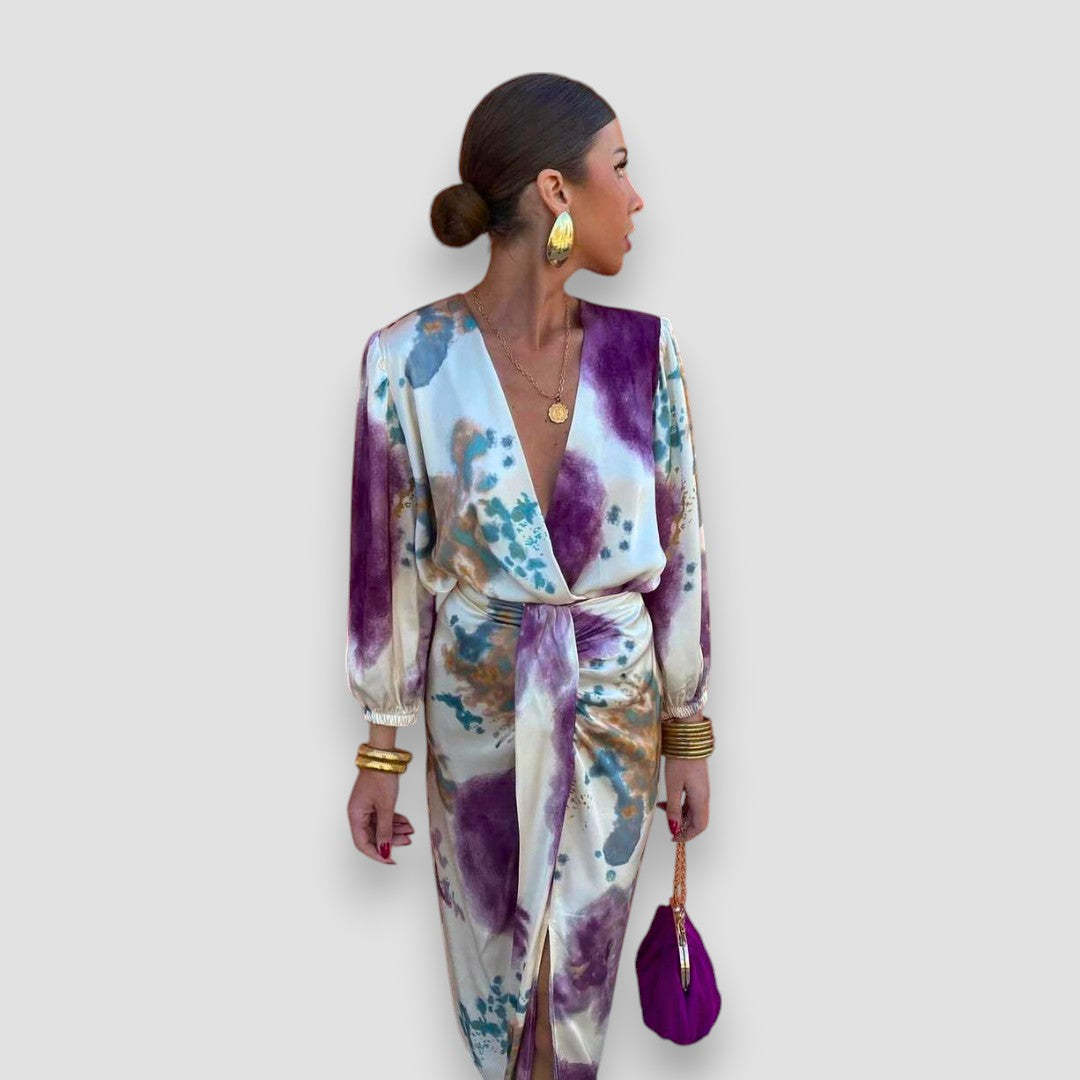 Larissa | Elegant Dress with V-Neck